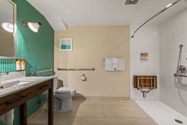 Suite - UpValley Inn & Hot Springs Calistoga