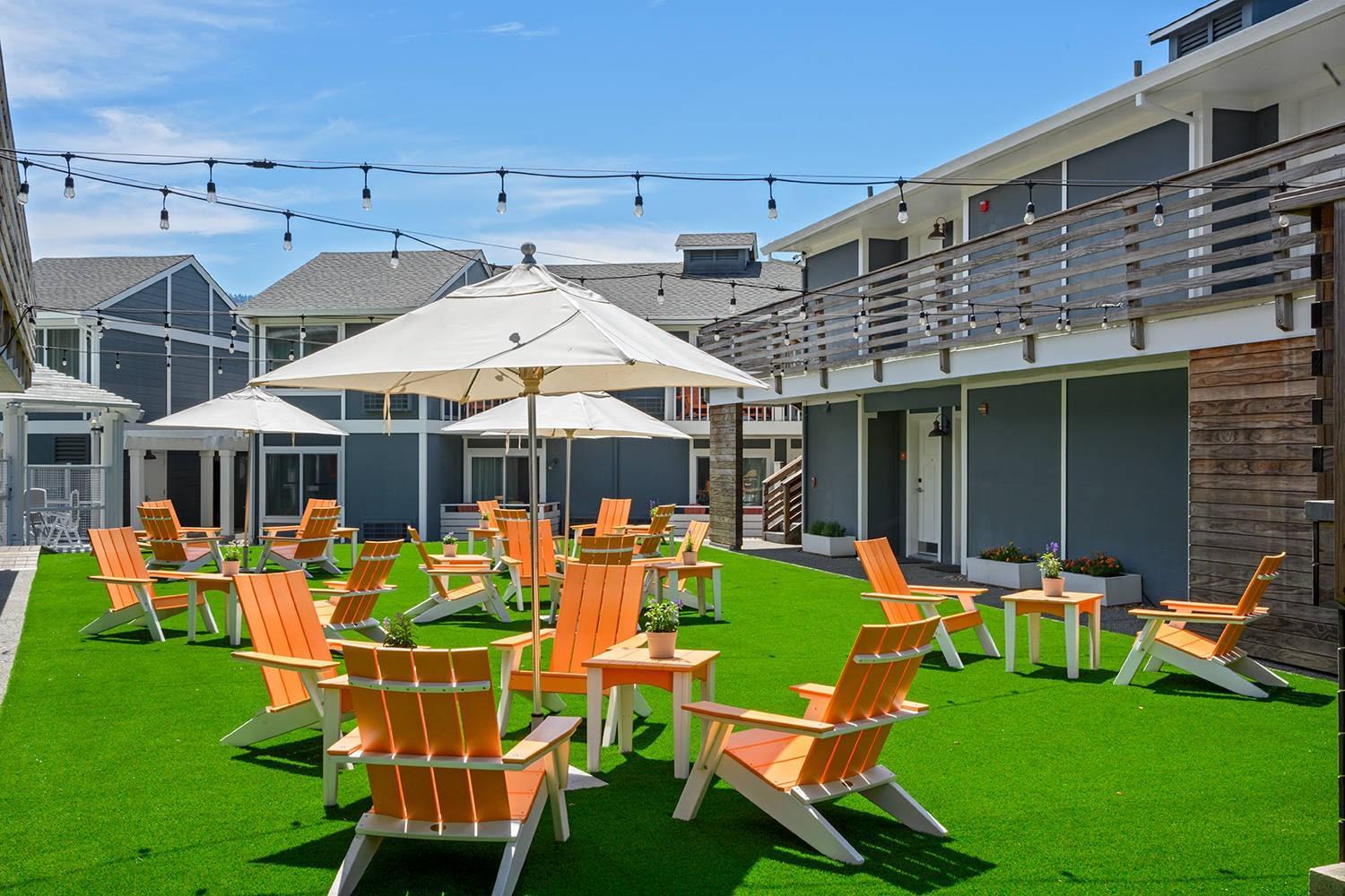 Outdoor area | UpValley Inn & Hot Springs Napa Valley, an Ascend Collection Hotel