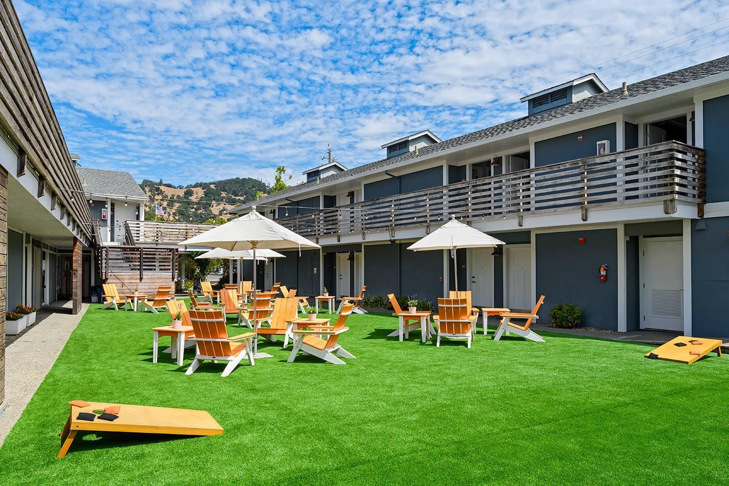 Outdoor area | UpValley Inn & Hot Springs Napa Valley, an Ascend Collection Hotel