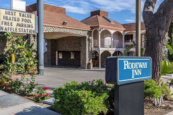 Exterior view - Rodeway Inn Castaic - I-5, Exit 176