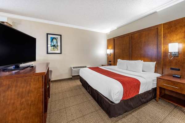 Suite - Comfort Suites Stevenson Ranch - I-5, Exit 167