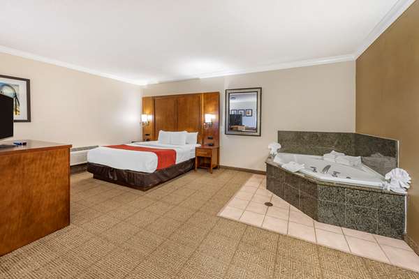 Suite - Comfort Suites Stevenson Ranch - I-5, Exit 167