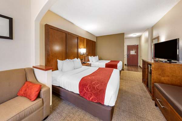 Suite - Comfort Suites Stevenson Ranch - I-5, Exit 167