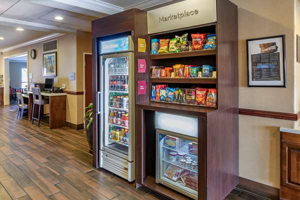  - Comfort Suites Stevenson Ranch - I-5, Exit 167