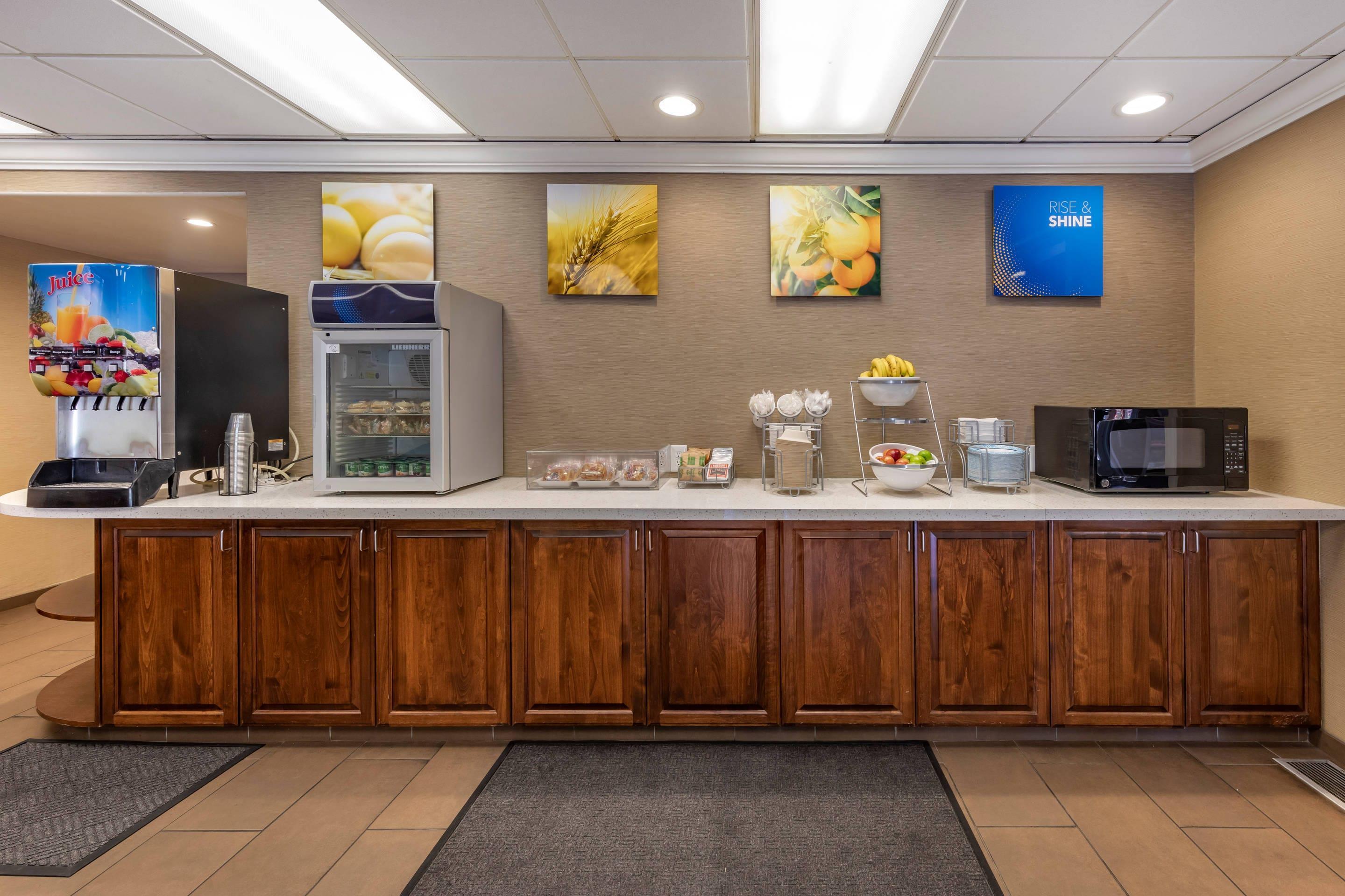 Breakfast bar