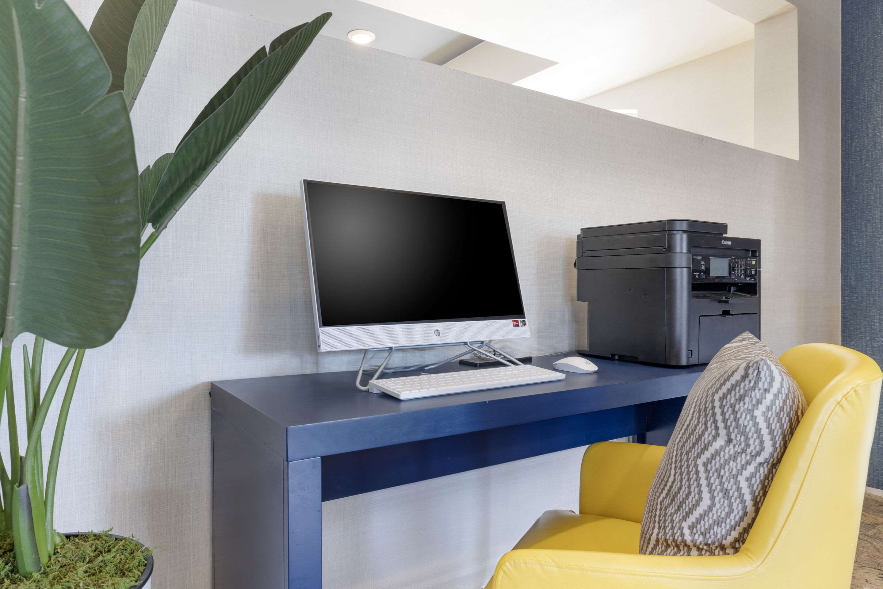 Business center | Comfort Suites Oceanside Camp Pendleton Area