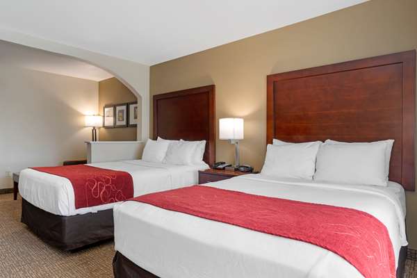 Suite - Comfort Suites Downtown Sacramento - I-5, Exit 520
