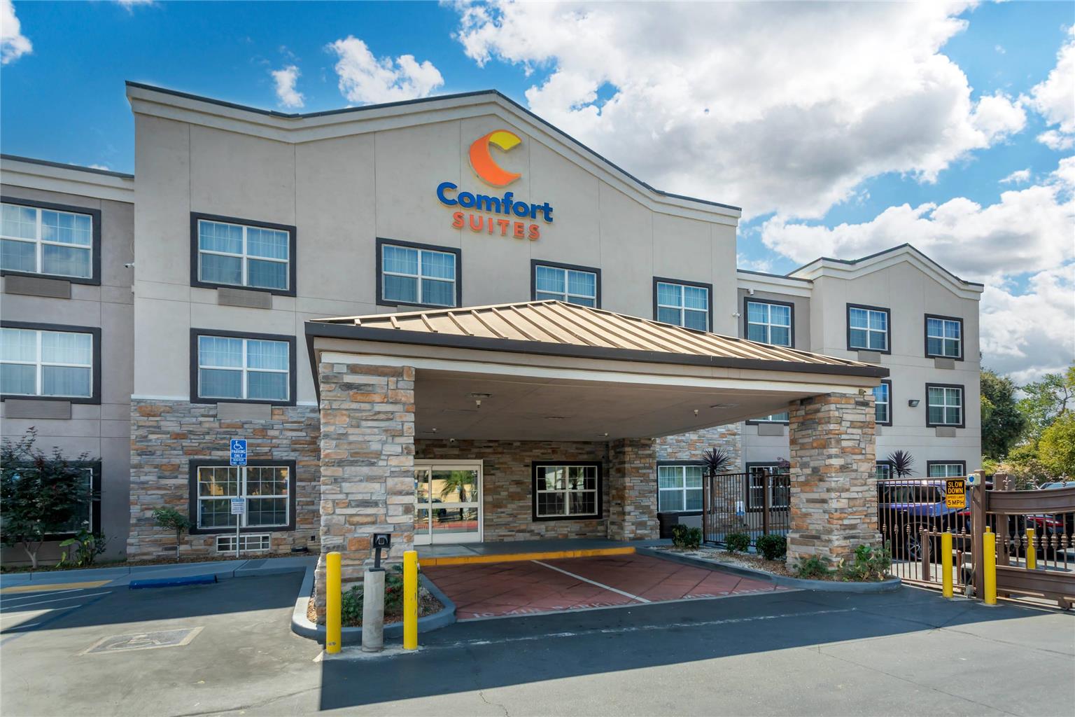 Comfort Suites - Downtown