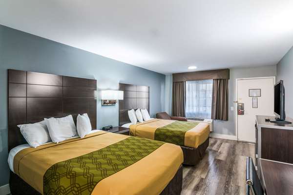  - Econo Lodge Hesperia - I-15, Exit 147