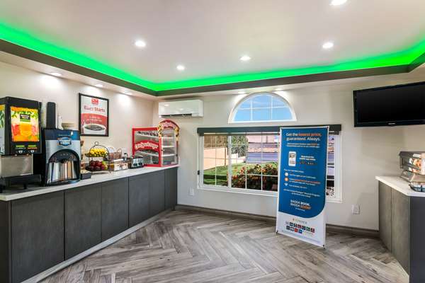 Amenities - Econo Lodge Hesperia - I-15, Exit 147