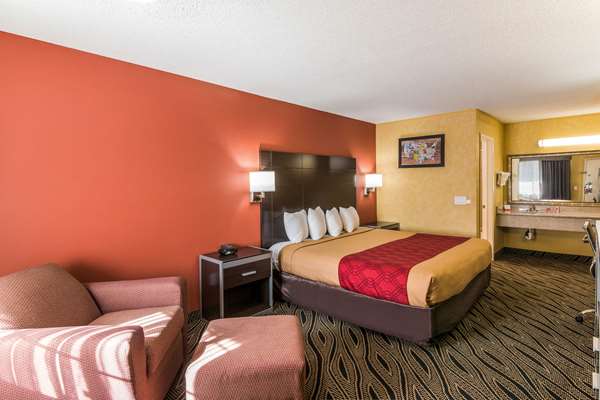  - Econo Lodge Hesperia - I-15, Exit 147