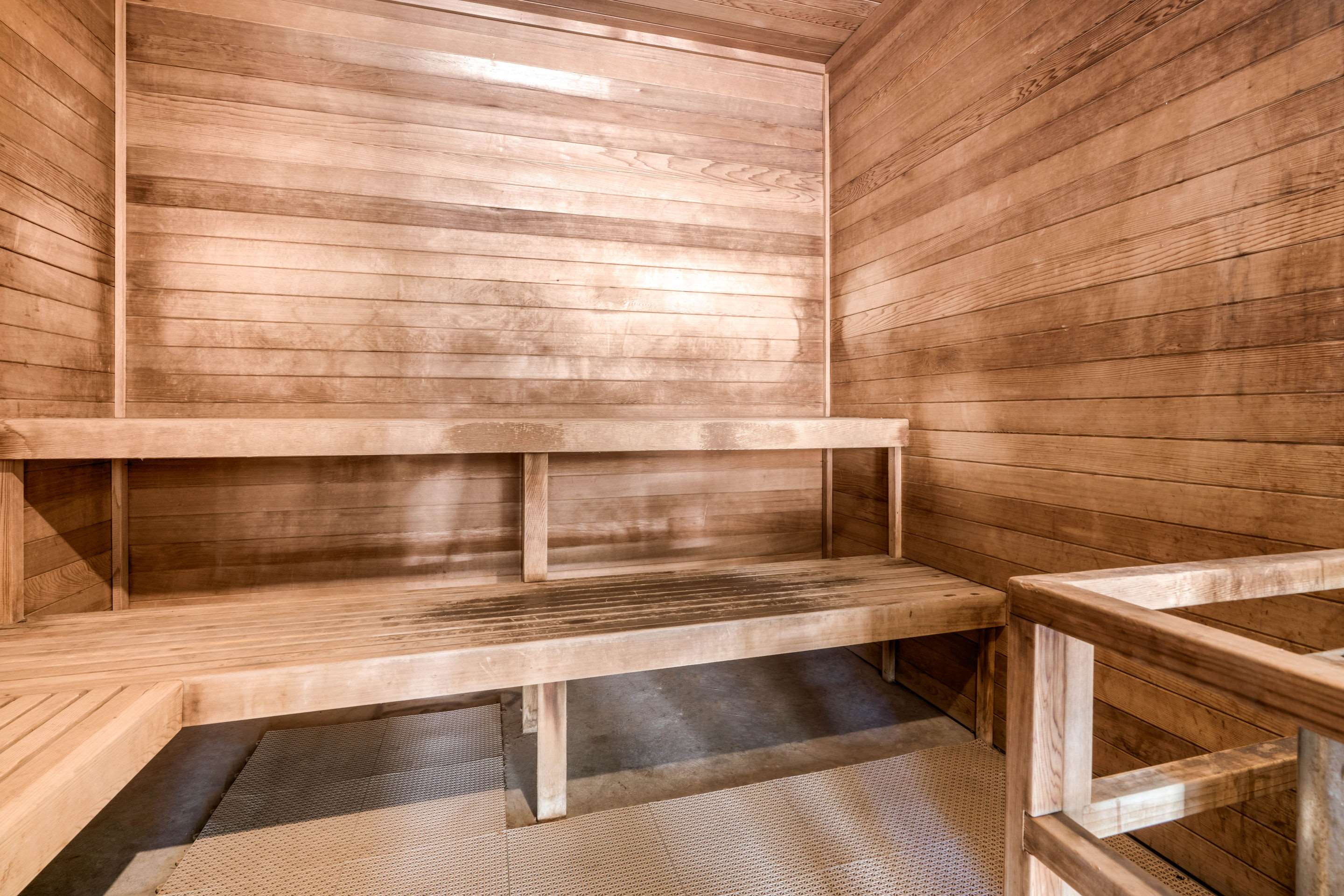 Relax in the sauna | Comfort Inn Lathrop - Stockton Airport