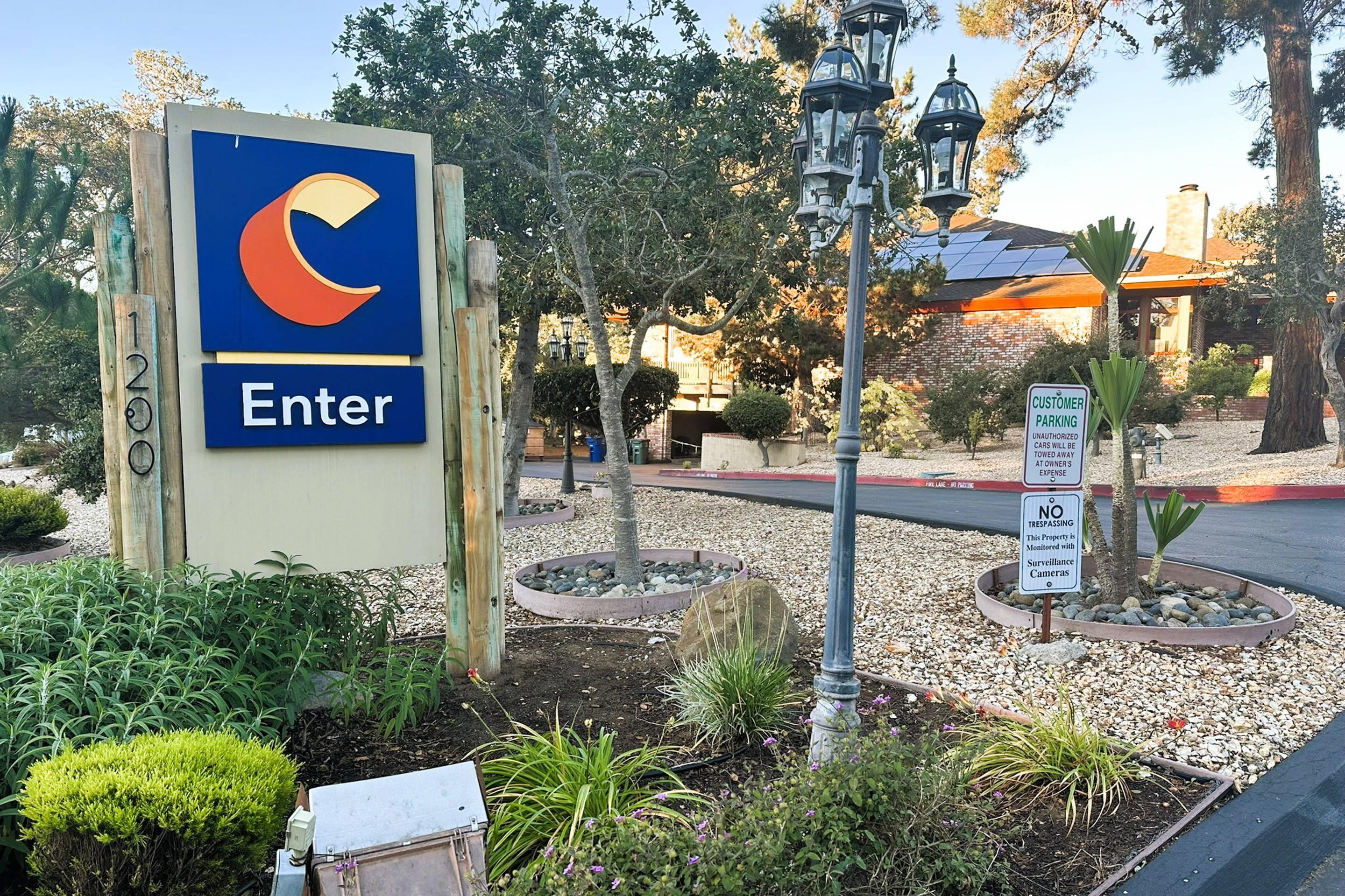 Hotel exterior | Comfort Inn Monterey Peninsula Airport