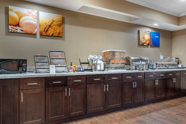 Amenities - Comfort Inn & Suites Sacramento