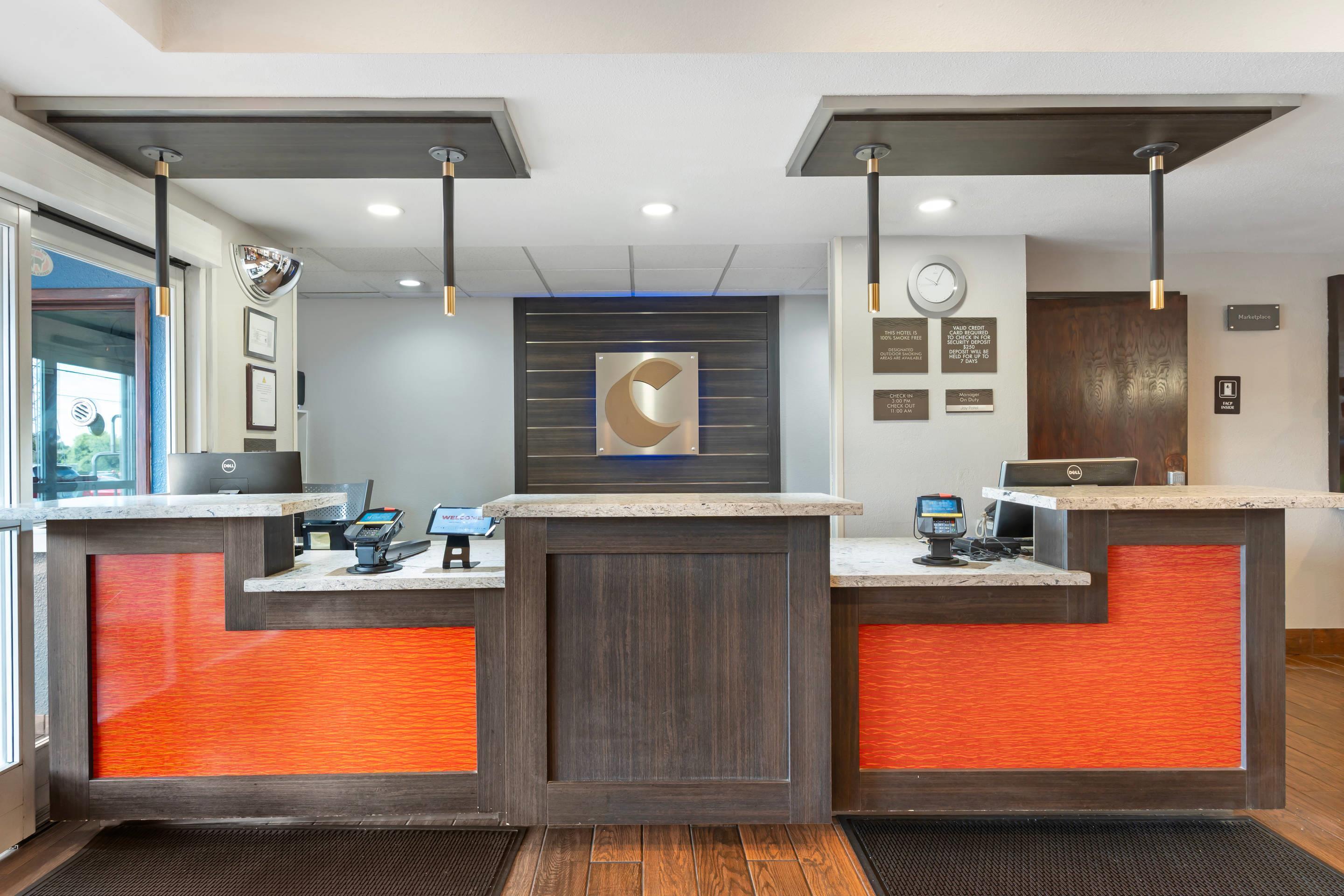 Front desk | Comfort Inn & Suites Sacramento - University Area