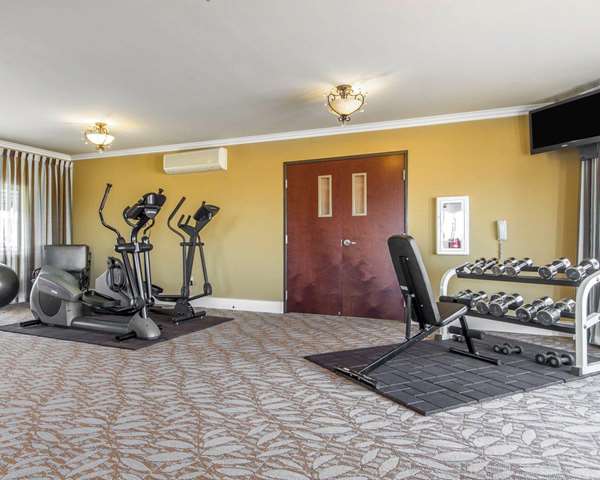 Fitness/ Exercise Room - Villa Montes Hotel San Bruno