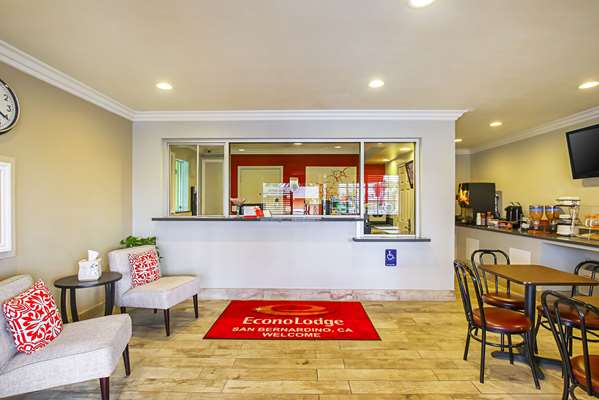  - Econo Lodge San Bernardino