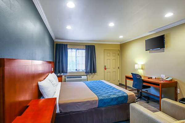  - Econo Lodge San Bernardino