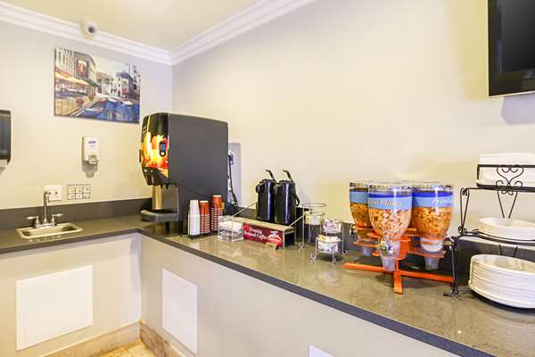 Amenities - Econo Lodge San Bernardino