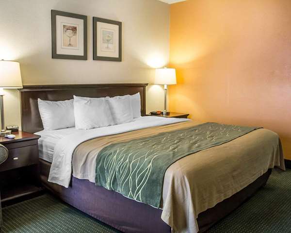Suite - Quality Inn UC Riverside