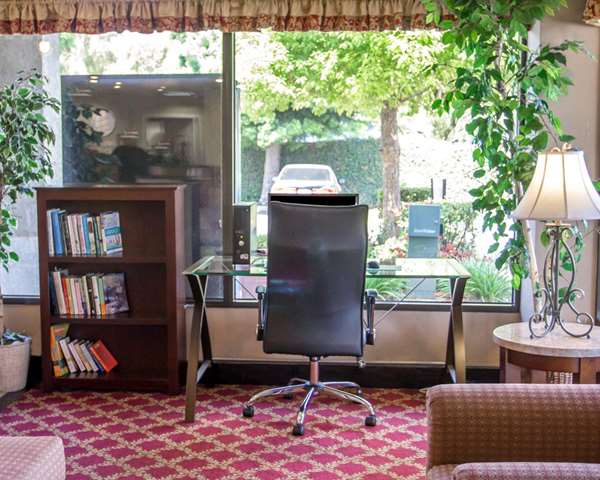 Conference Area - Quality Inn UC Riverside