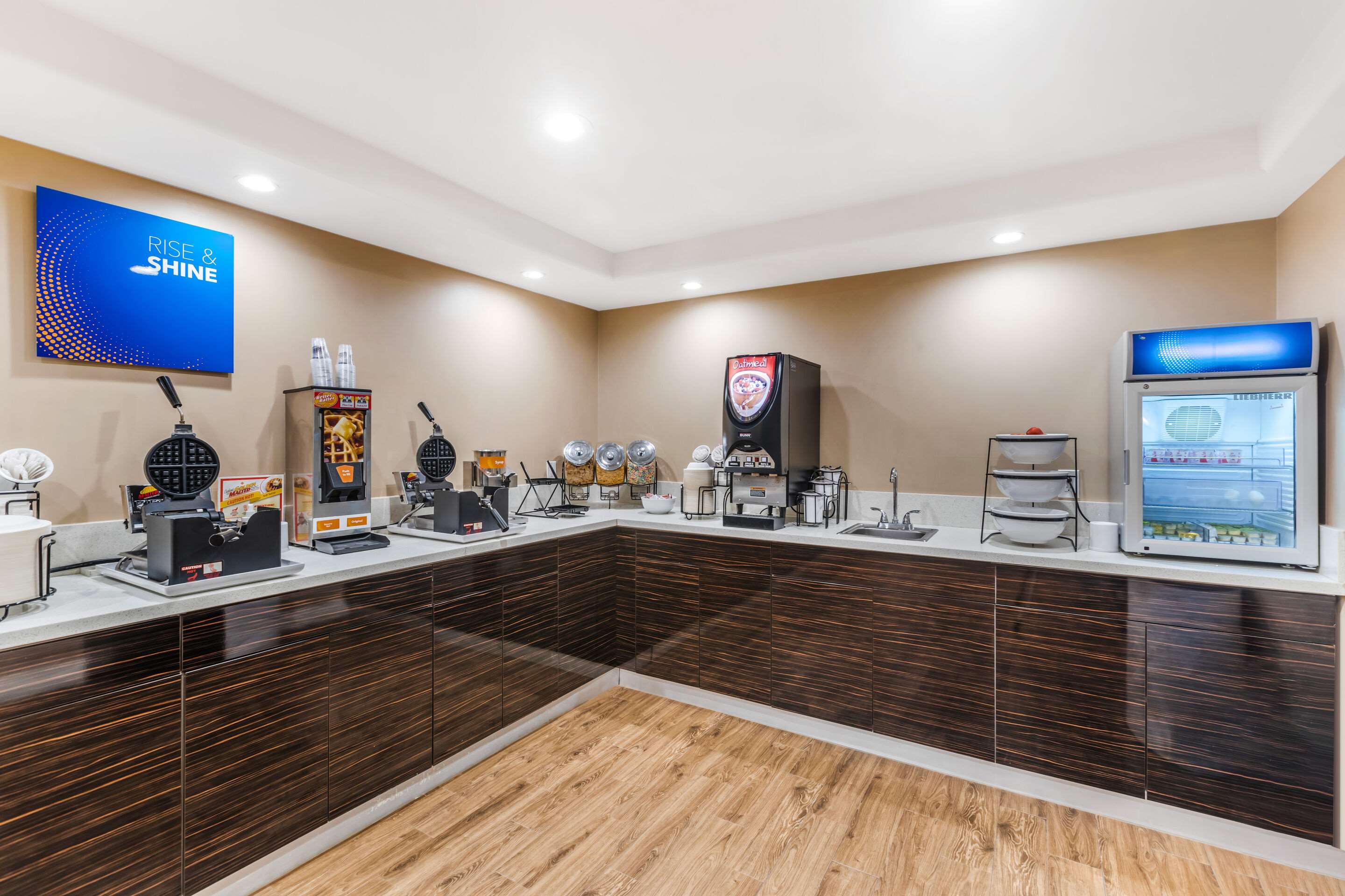 Breakfast counter