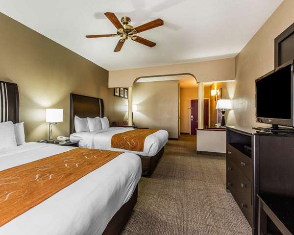 Suite - Comfort Suites Bakersfield
