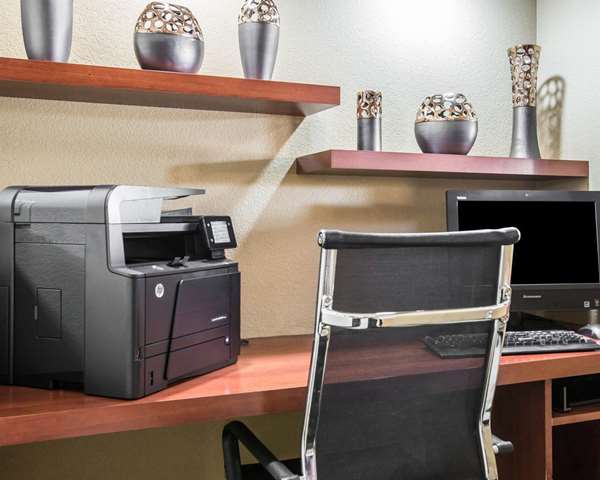 Conference Area - Comfort Suites Bakersfield
