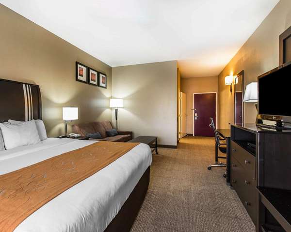 Suite - Comfort Suites Bakersfield
