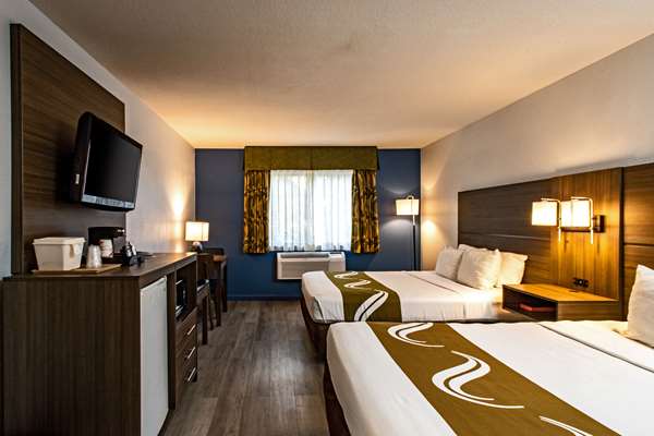  - Quality Inn Tulare - CA 99, Exit 88