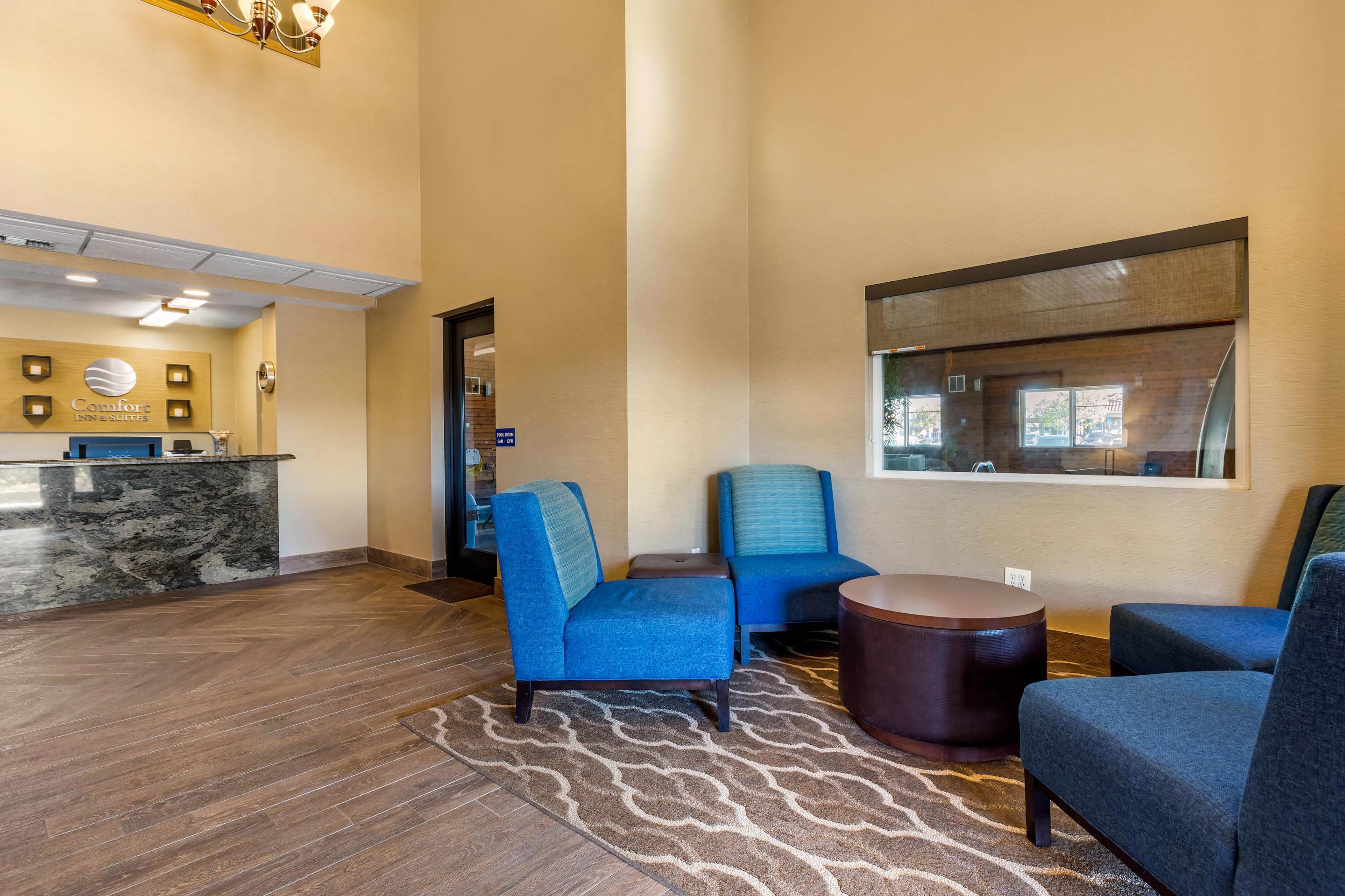Hotel lobby | Comfort Inn & Suites Murrieta Temecula Wine Country