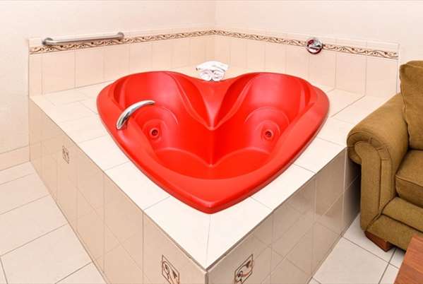 Suite - Comfort Suites Redlands - I-10, Exit 77B