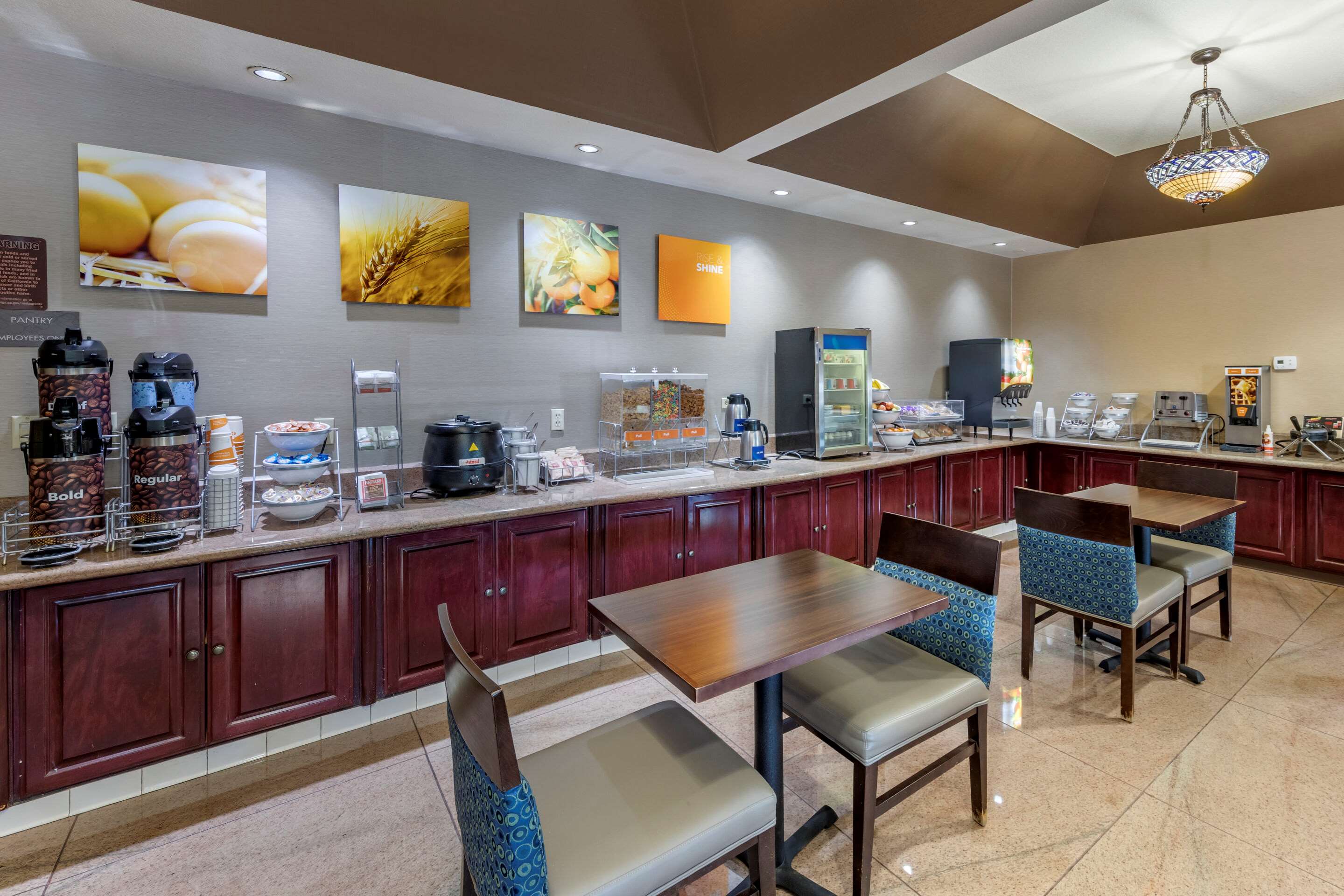 Breakfast counter