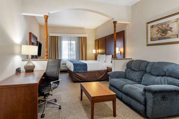 Suite - Comfort Suites Redlands - I-10, Exit 77B