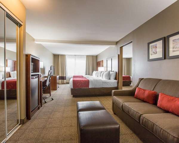 Suite - Comfort Suites Victorville - I-15, Exit 147