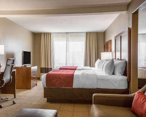 Suite - Comfort Suites Victorville - I-15, Exit 147