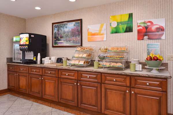 Amenities - Quality Inn & Suites Walnut - CA 60, Exit 21