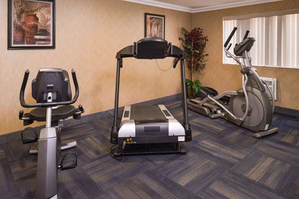 Fitness/ Exercise Room - Quality Inn & Suites Walnut - CA 60, Exit 21