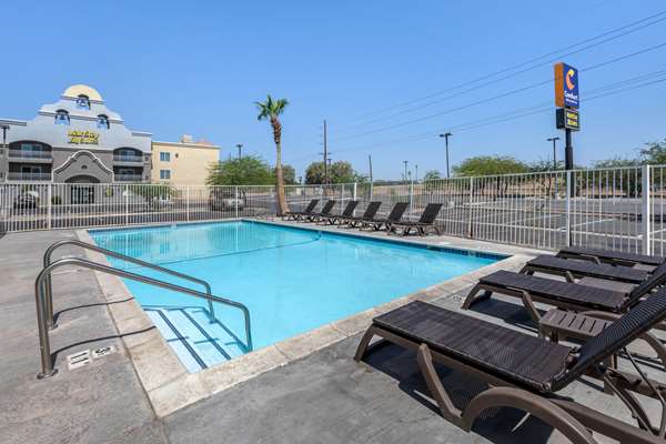 Pool - Comfort Inn El Centro - I-8, Exit 115