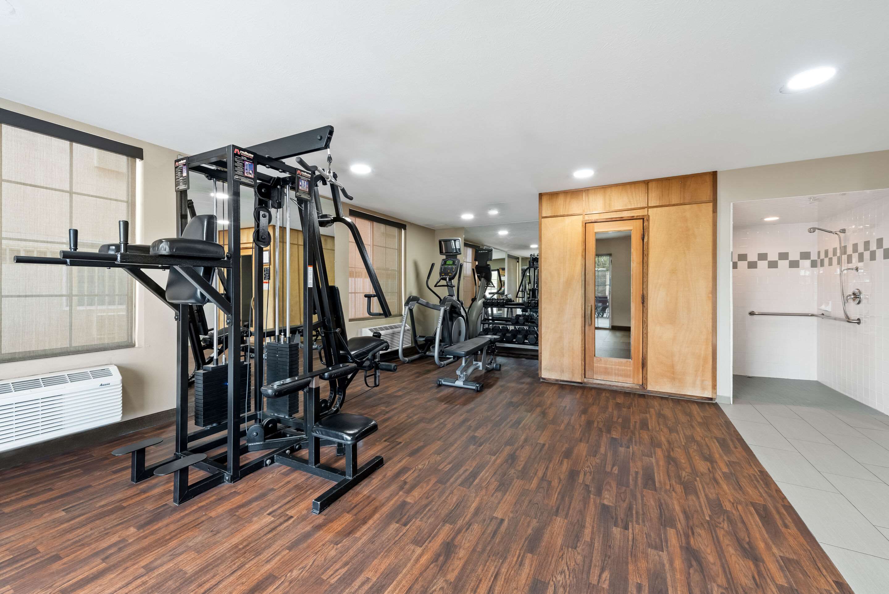 Fitness center | Comfort Inn & Suites El Centro I - 8