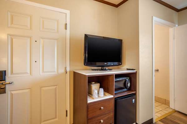  - Comfort Inn at the Harbor San Diego