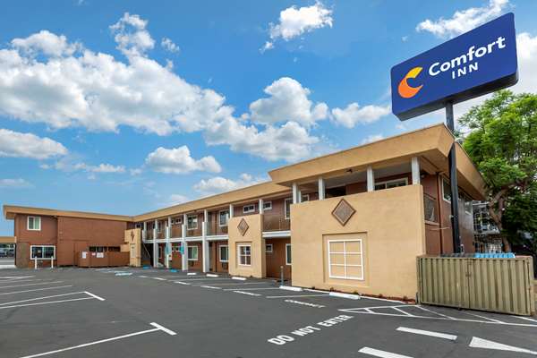 Exterior view - Comfort Inn at the Harbor San Diego