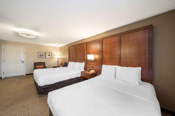  - Comfort Suites Red Bluff - I-5, Exit 649