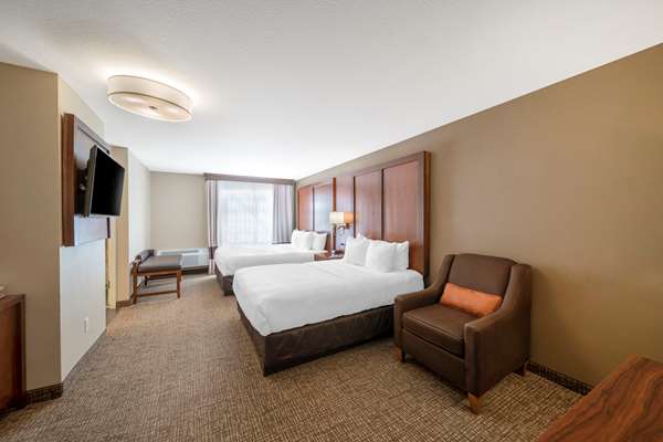  - Comfort Suites Red Bluff - I-5, Exit 649