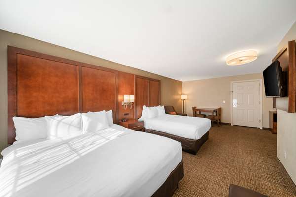  - Comfort Suites Red Bluff - I-5, Exit 649