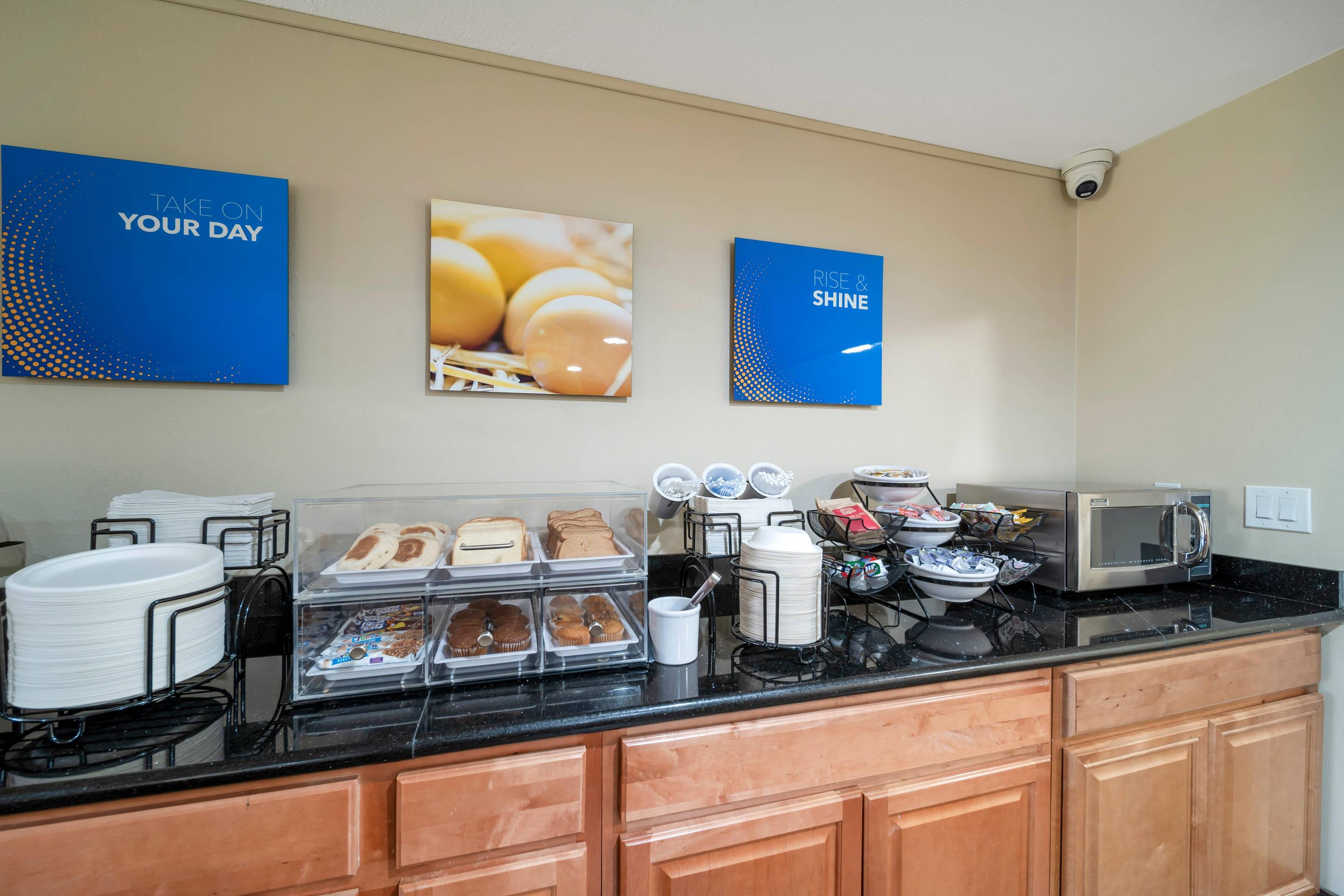 Breakfast bar