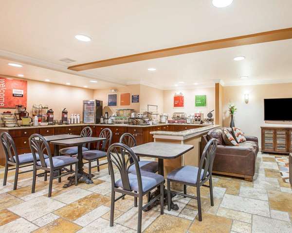 Amenities - Comfort Inn & Suites Salinas - US 101, Exit 328