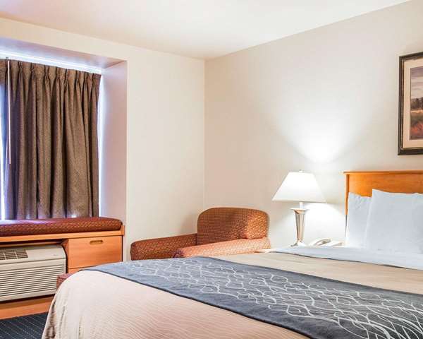  - Comfort Inn & Suites Salinas - US 101, Exit 328
