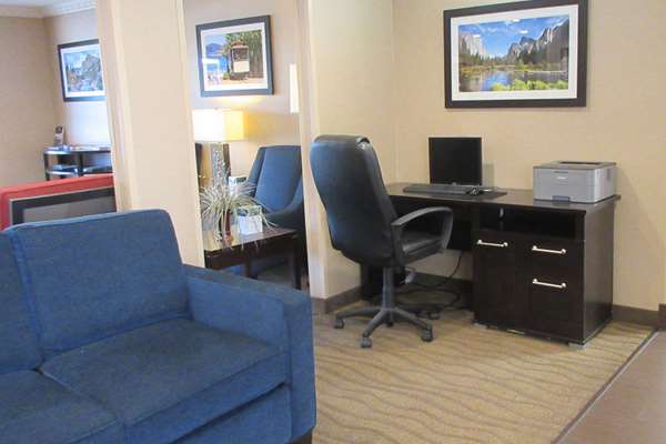 Conference Area - Comfort Inn Modesto