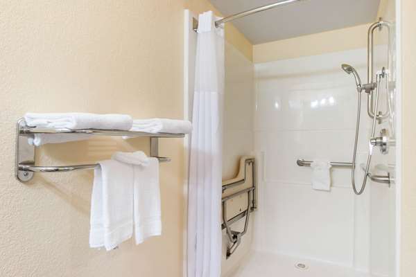  - Quality Inn & Suites Redwood Coast Crescent City